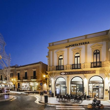 Suite Porta Terra Gallipoli Bagian luar foto