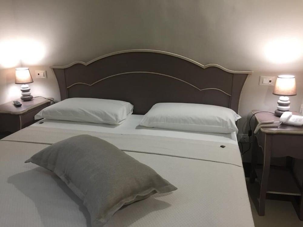 Suite Porta Terra Gallipoli Bagian luar foto
