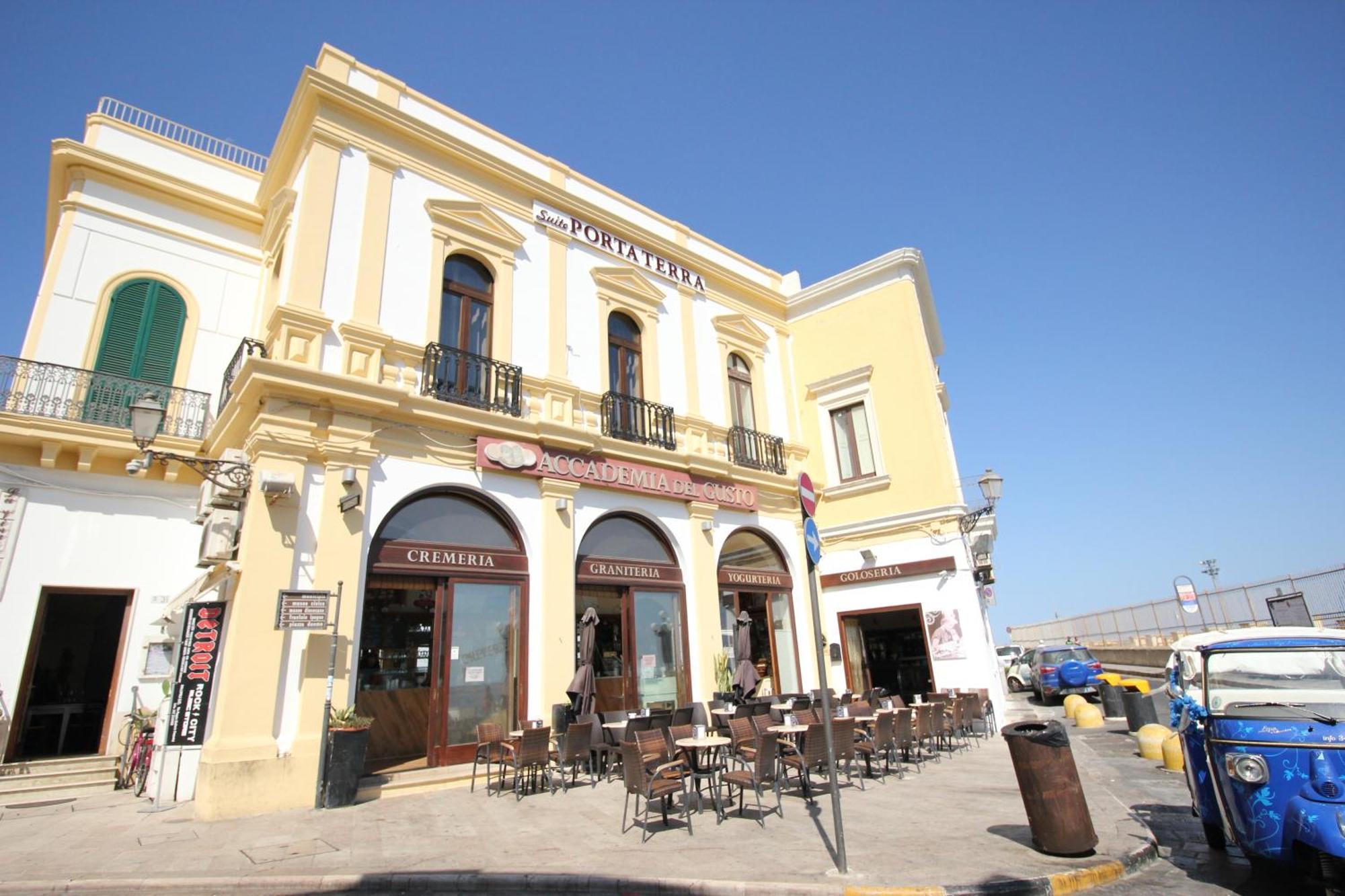 Suite Porta Terra Gallipoli Bagian luar foto